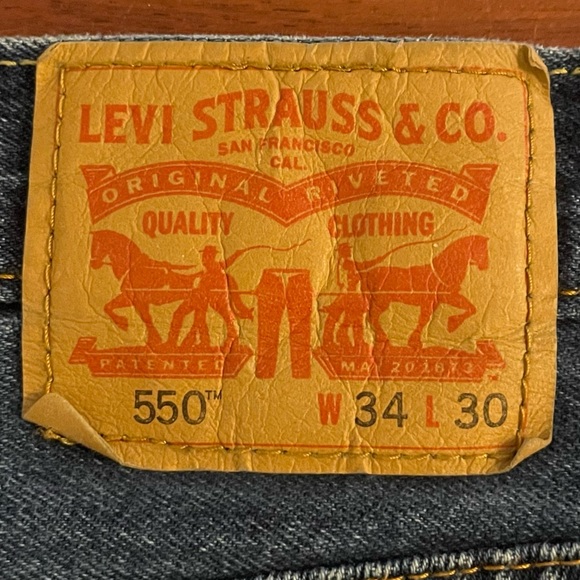 ⭐️ 3/$35 Men’s Levi’s 550 34x30 Relaxed Fit Jeans 100% Cotton Zip Fly Sz 34/30 - Picture 6 of 14